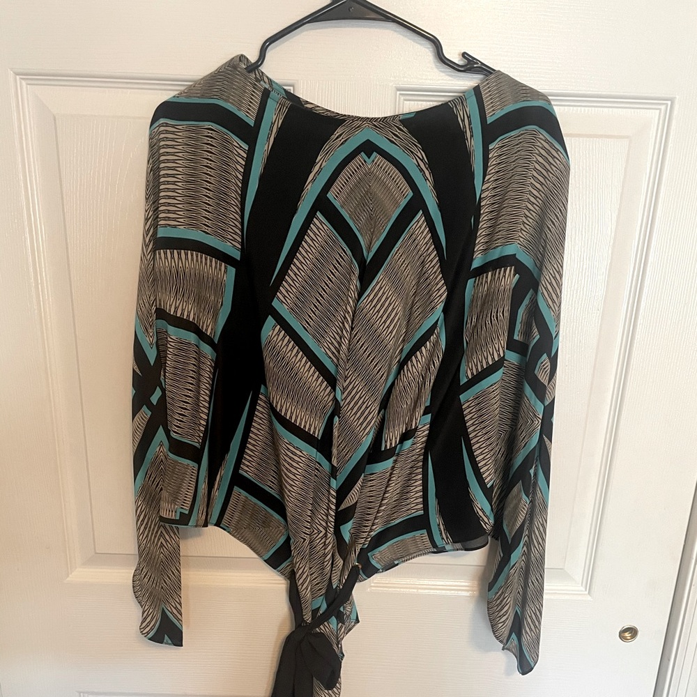 Black and blue Marciano tie shirt
